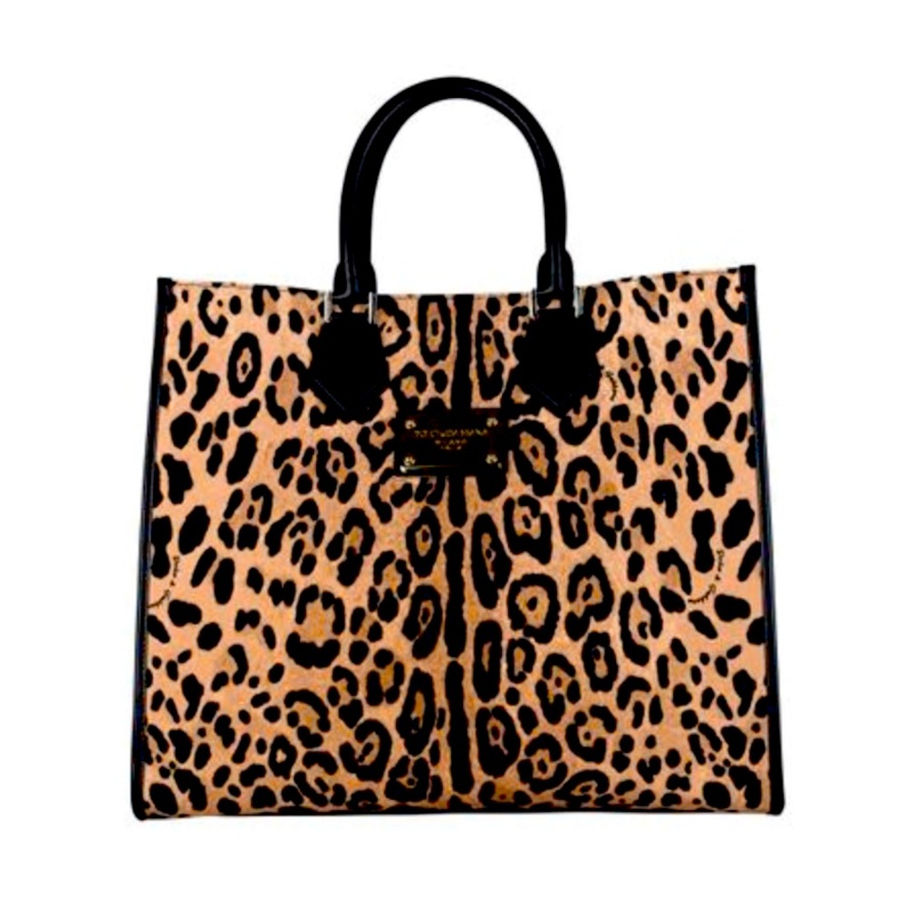 Dolce & Gabbana large leopard print tote bag. Gold logo plate. Great Condition